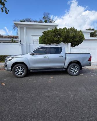 TOYOTA HILUX 2.7 SRV 4X2 CD 16V FLEX 4P AUTOMÁTICO TOYOTA HILUX 2.7 SRV 4X2 CD 16V FLEX 4P AUTOMÁTICO